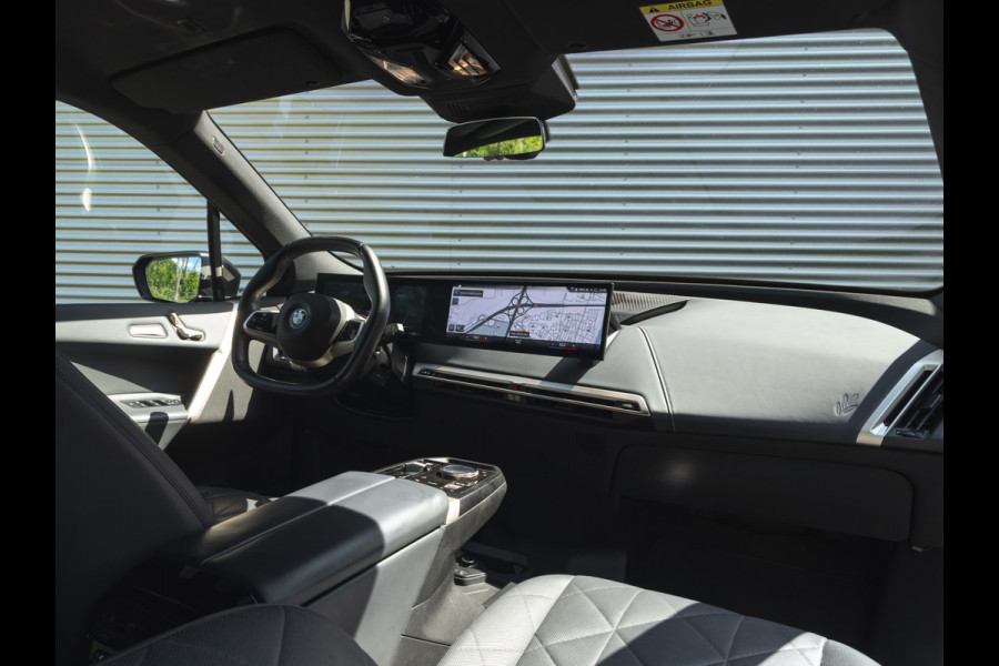 BMW iX xDrive40 - Driving Ass Prof - Harman Kardon - Stoelventilatie
