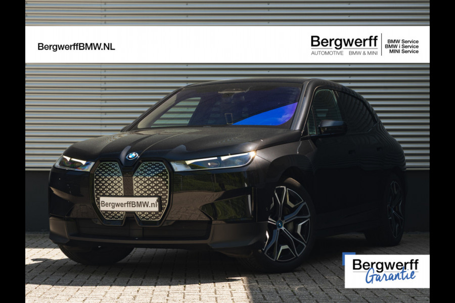 BMW iX xDrive40 - Driving Ass Prof - Harman Kardon - Stoelventilatie