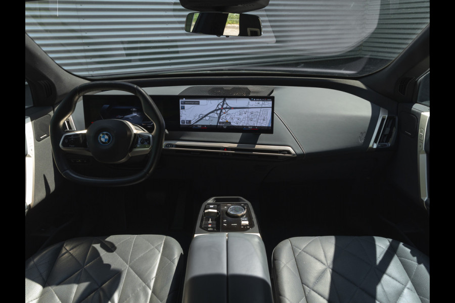 BMW iX xDrive40 - Driving Ass Prof - Harman Kardon - Stoelventilatie
