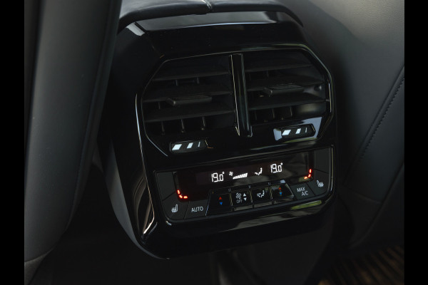 BMW iX xDrive40 - Driving Ass Prof - Harman Kardon - Stoelventilatie