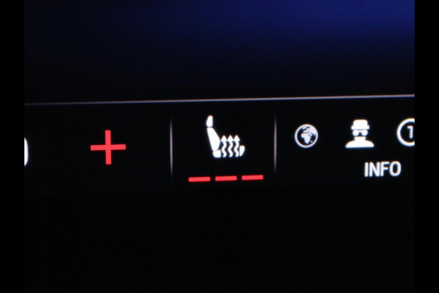 Škoda Octavia Combi 1.0 e-TSI Business Edition Plus | Apple Carplay | Cruise Control Adaptief | Navi | Sfeerverlichting |  Dodehoek Detectie | Stoelverwarming