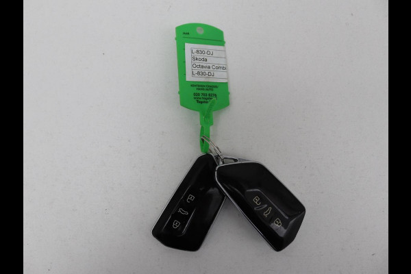Škoda Octavia Combi 1.0 e-TSI Business Edition Plus | Apple Carplay | Cruise Control Adaptief | Navi | Sfeerverlichting |  Dodehoek Detectie | Stoelverwarming