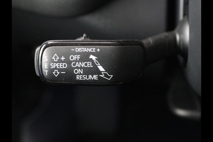Škoda Octavia Combi 1.0 e-TSI Business Edition Plus | Apple Carplay | Cruise Control Adaptief | Navi | Sfeerverlichting |  Dodehoek Detectie | Stoelverwarming