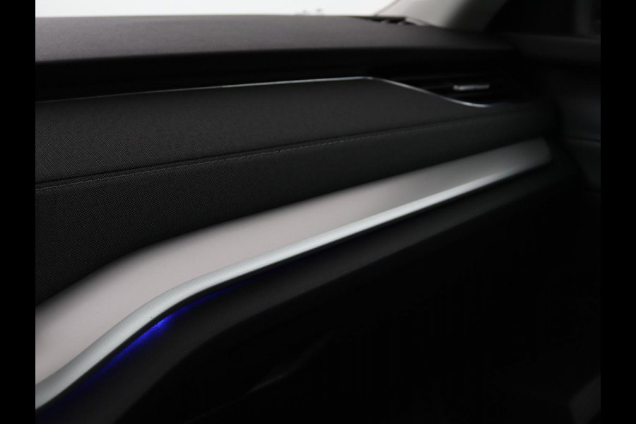 Škoda Octavia Combi 1.0 e-TSI Business Edition Plus | Apple Carplay | Cruise Control Adaptief | Navi | Sfeerverlichting |  Dodehoek Detectie | Stoelverwarming