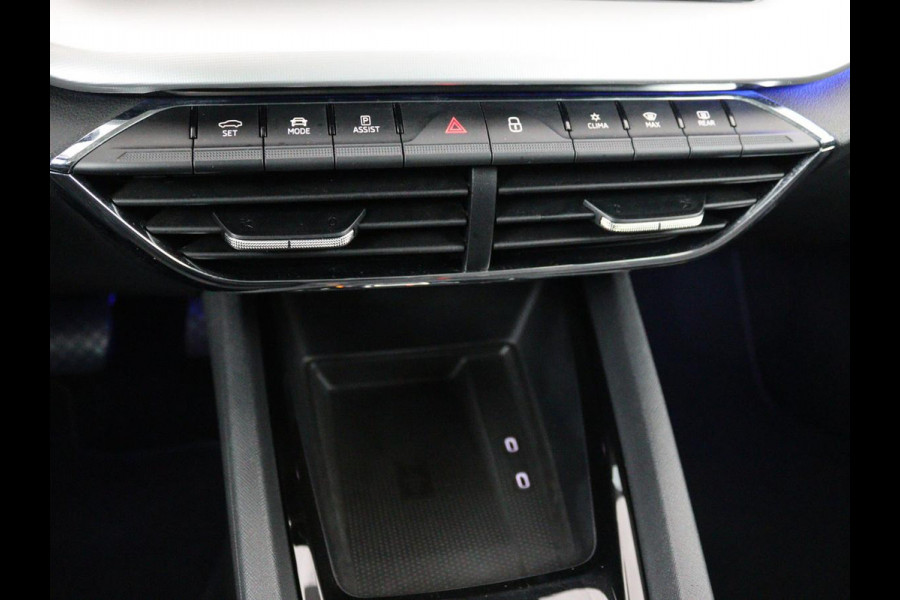 Škoda Octavia Combi 1.0 e-TSI Business Edition Plus | Apple Carplay | Cruise Control Adaptief | Navi | Sfeerverlichting |  Dodehoek Detectie | Stoelverwarming