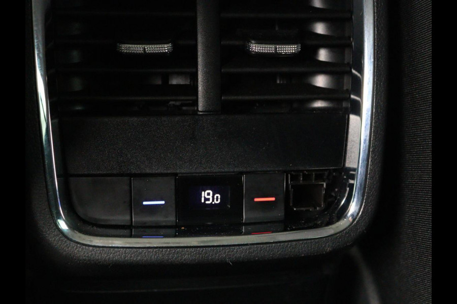 Škoda Octavia Combi 1.0 e-TSI Business Edition Plus | Apple Carplay | Cruise Control Adaptief | Navi | Sfeerverlichting |  Dodehoek Detectie | Stoelverwarming