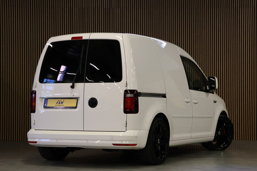 Volkswagen Caddy 1.4 TSI R-Line DSG | Bi-Xenon | Navigatie | CarPlay | Climate Control | Stoelverwarming | PDC V+A | Multifunctioneel stuur | Airco | Cruise control | Schroefset | Spoilerkit | Dealer onderhouden | Nieuwe APK | Groot onderhoudsbeurt | BPM Vrij