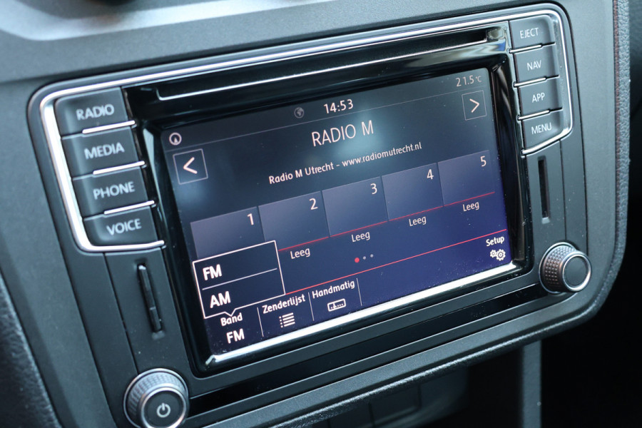 Volkswagen Caddy 1.4 TSI R-Line DSG | Bi-Xenon | Navigatie | CarPlay | Climate Control | Stoelverwarming | PDC V+A | Multifunctioneel stuur | Airco | Cruise control | Schroefset | Spoilerkit | Dealer onderhouden | Nieuwe APK | Groot onderhoudsbeurt | BPM Vrij