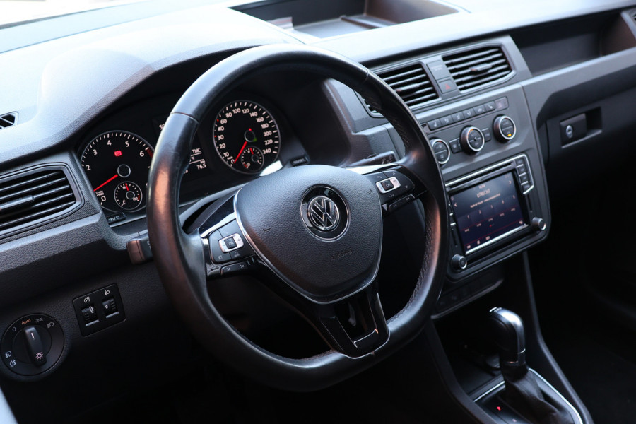 Volkswagen Caddy 1.4 TSI R-Line DSG | Bi-Xenon | Navigatie | CarPlay | Climate Control | Stoelverwarming | PDC V+A | Multifunctioneel stuur | Airco | Cruise control | Schroefset | Spoilerkit | Dealer onderhouden | Nieuwe APK | Groot onderhoudsbeurt | BPM Vrij