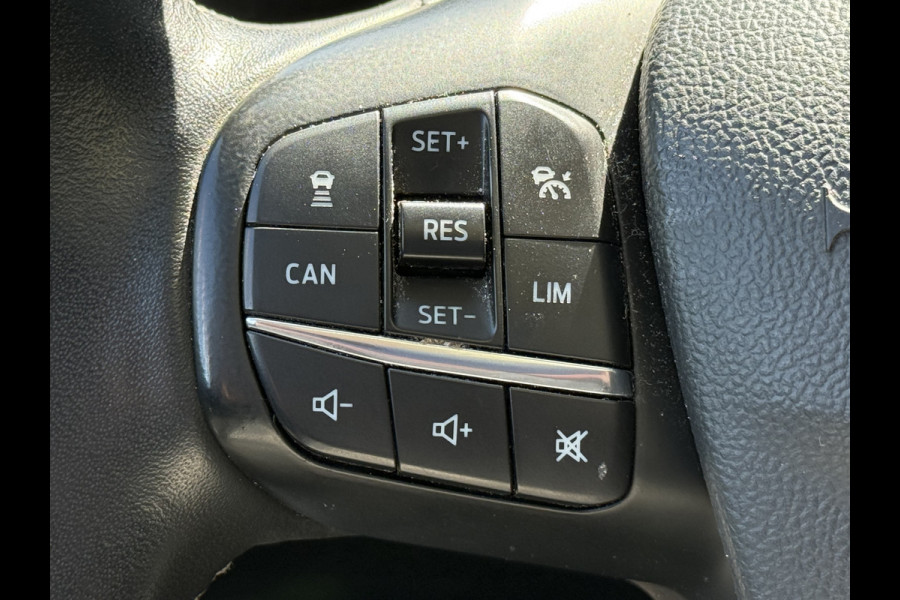 Ford FOCUS Wagon BWJ 2019 | 1.5TDCI 120PK Titanium Bus | TREKHAAK | PANO DAK | CLIMA | NAVI | CARPLAY | FULL LED |