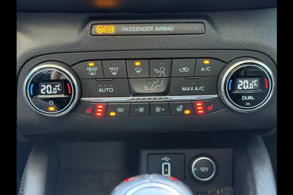 Ford FOCUS Wagon BWJ 2019 | 1.5TDCI 120PK Titanium Bus | TREKHAAK | PANO DAK | CLIMA | NAVI | CARPLAY | FULL LED |