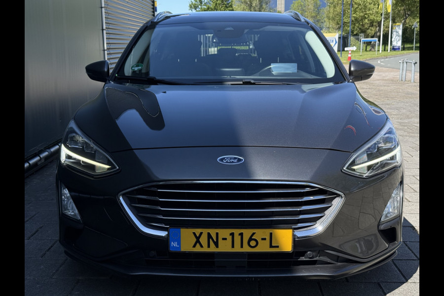 Ford FOCUS Wagon BWJ 2019 | 1.5TDCI 120PK Titanium Bus | TREKHAAK | PANO DAK | CLIMA | NAVI | CARPLAY | FULL LED |