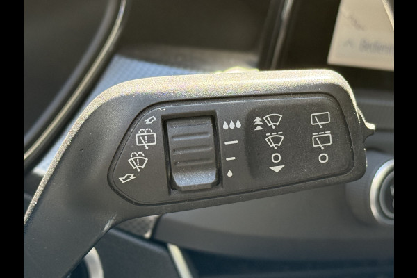 Ford FOCUS Wagon BWJ 2019 | 1.5TDCI 120PK Titanium Bus | TREKHAAK | PANO DAK | CLIMA | NAVI | CARPLAY | FULL LED |