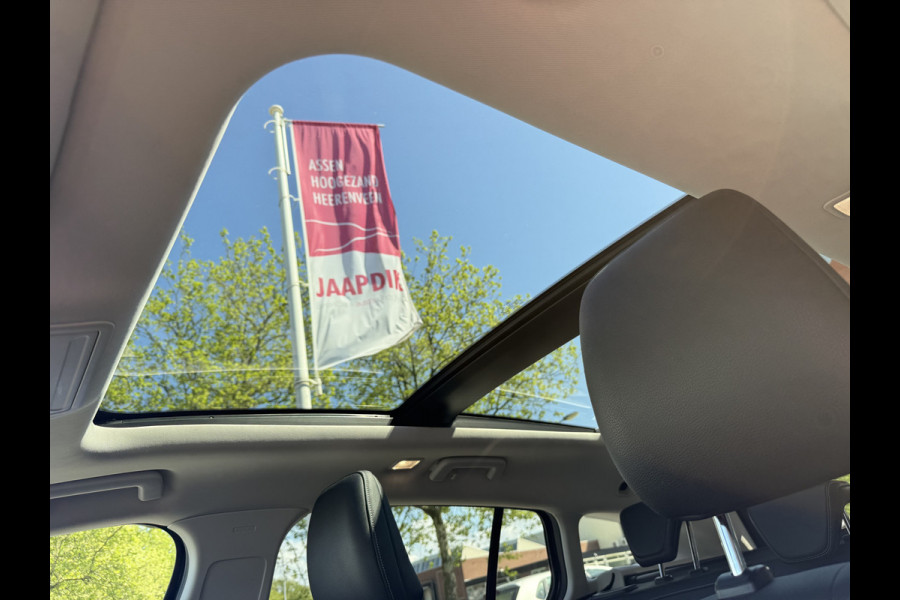 Ford FOCUS Wagon BWJ 2019 | 1.5TDCI 120PK Titanium Bus | TREKHAAK | PANO DAK | CLIMA | NAVI | CARPLAY | FULL LED |