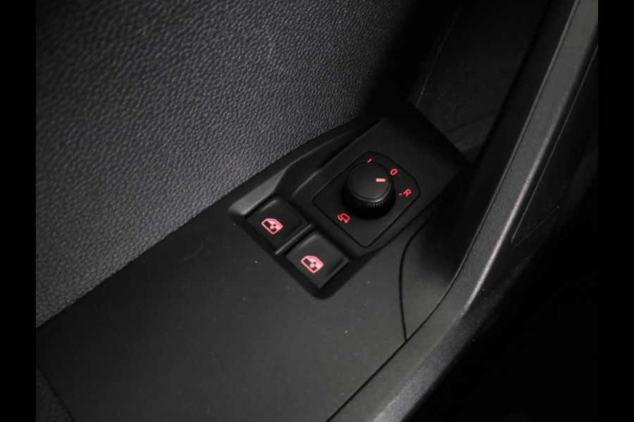 Seat Ibiza 1.0 TSI Style Business Intense 95pk | Navigatie | Parkeercamera | Climatronic | Apple Carplay / Android Auto