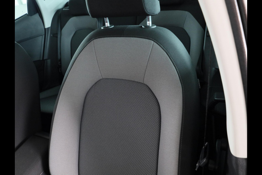 Seat Ibiza 1.0 TSI Style Business Intense 95pk | Navigatie | Parkeercamera | Climatronic | Apple Carplay / Android Auto