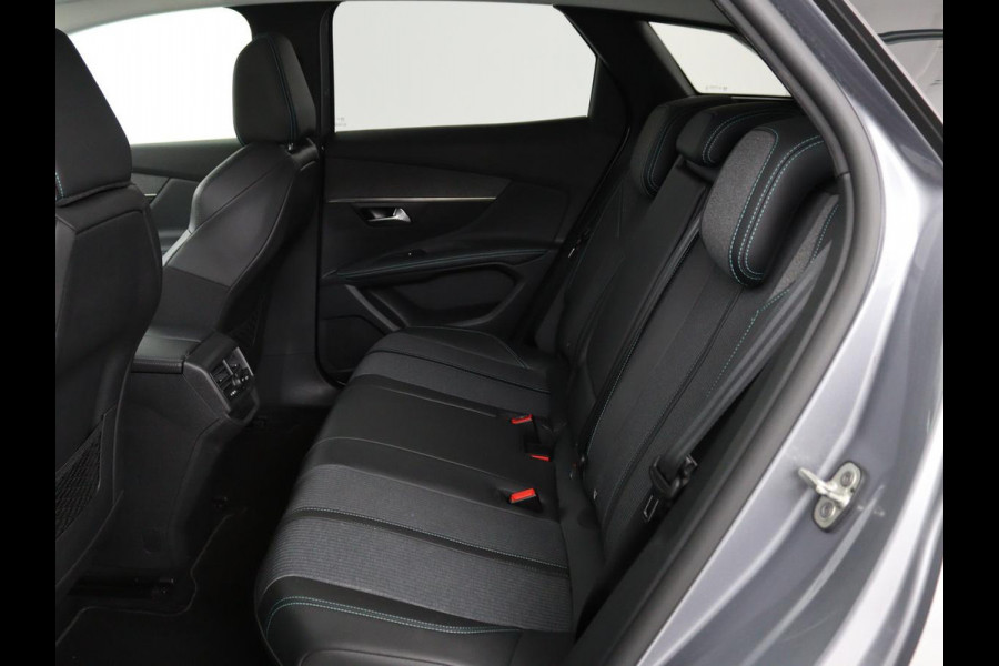Peugeot 3008 1.5 BlueHDi Allure Pack Business | Trekhaak | LED | Camera | Apple Carplay | Navigatie | Dodehoek Detectie | Cruise Control | LMV