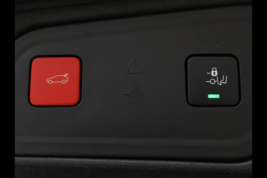 Peugeot 3008 1.5 BlueHDi Allure Pack Business | Trekhaak | LED | Camera | Apple Carplay | Navigatie | Dodehoek Detectie | Cruise Control | LMV