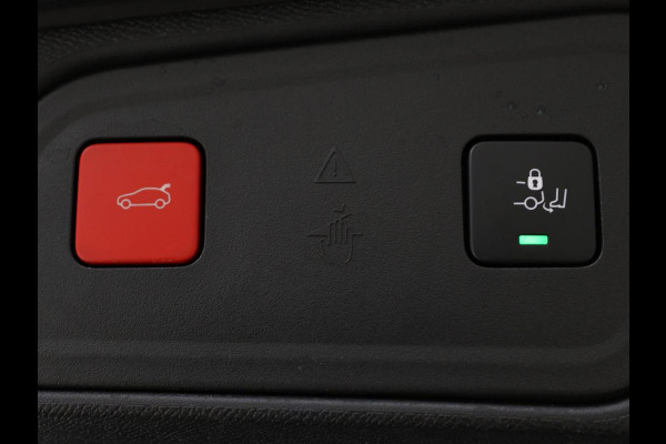 Peugeot 3008 1.5 BlueHDi Allure Pack Business | Trekhaak | LED | Camera | Apple Carplay | Navigatie | Dodehoek Detectie | Cruise Control | LMV