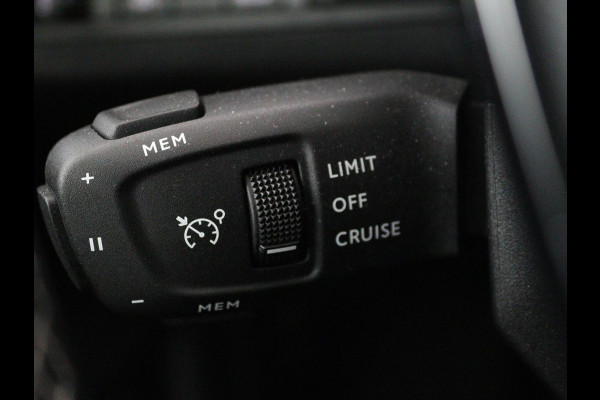 Peugeot 3008 1.5 BlueHDi Allure Pack Business | Trekhaak | LED | Camera | Apple Carplay | Navigatie | Dodehoek Detectie | Cruise Control | LMV