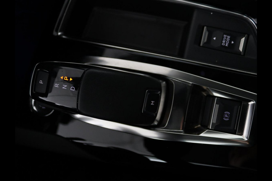 Peugeot 3008 1.5 BlueHDi Allure Pack Business | Trekhaak | LED | Camera | Apple Carplay | Navigatie | Dodehoek Detectie | Cruise Control | LMV