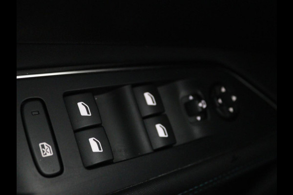 Peugeot 3008 1.5 BlueHDi Allure Pack Business | Trekhaak | LED | Camera | Apple Carplay | Navigatie | Dodehoek Detectie | Cruise Control | LMV