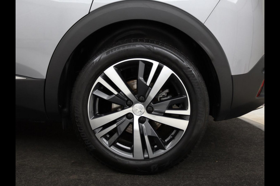 Peugeot 3008 1.5 BlueHDi Allure Pack Business | Trekhaak | LED | Camera | Apple Carplay | Navigatie | Dodehoek Detectie | Cruise Control | LMV