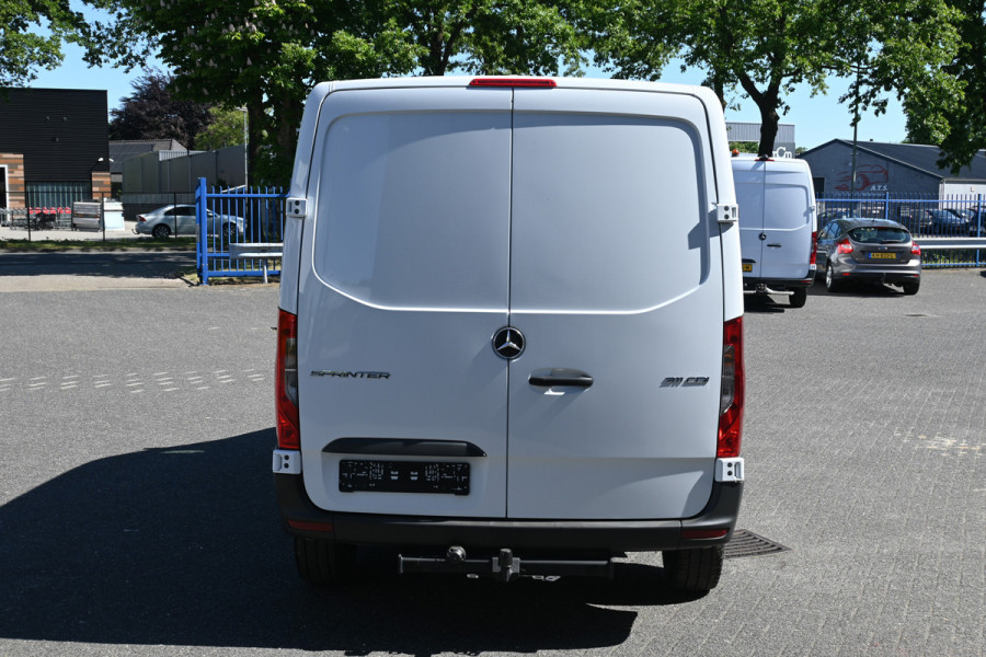 Mercedes-Benz Sprinter 311 CDI L1H1 RWD MBUX met navigatie, Trekhaak