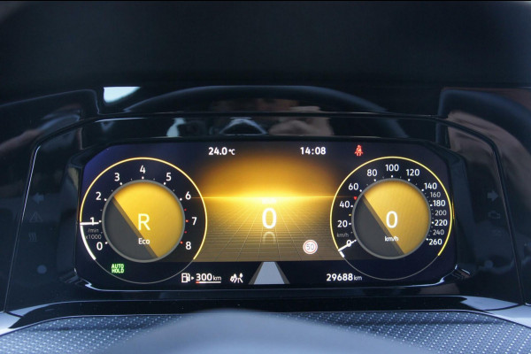 Volkswagen Golf 1.5 eTSI R-Line