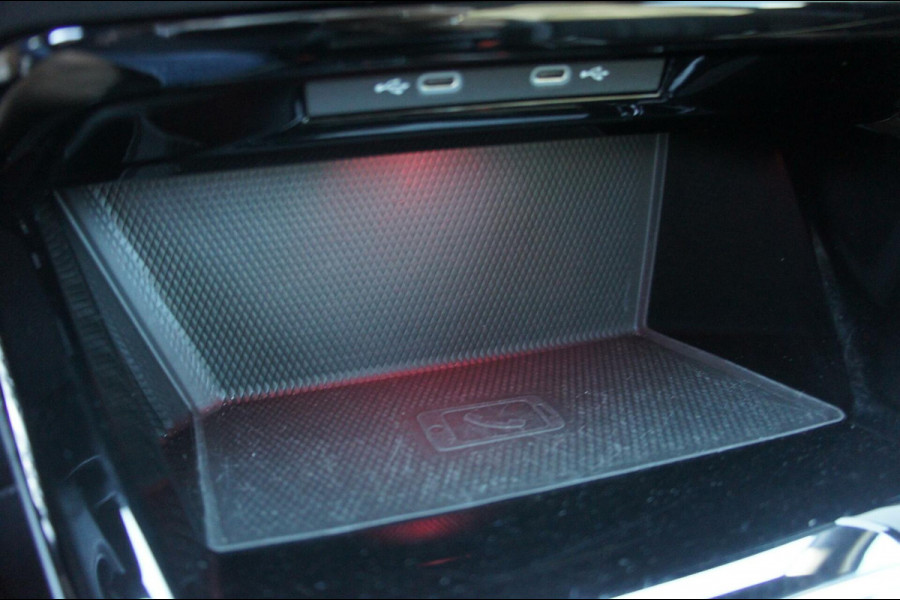 Volkswagen Golf 1.5 eTSI R-Line