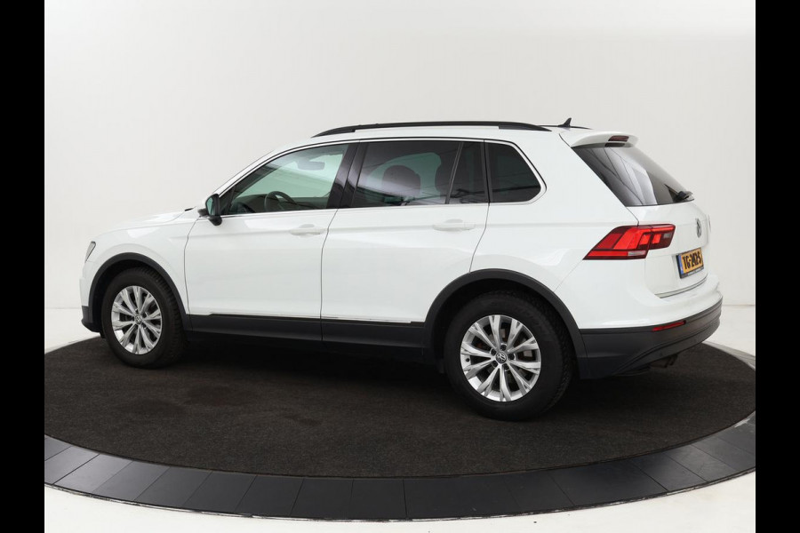 Volkswagen Tiguan 1.4 TSI ACT Comfortline | Automaat | Navigatie | Adapt. Cruise | LMV | Grootlichtassistent | DAB |  Draadloze Telefoonlader