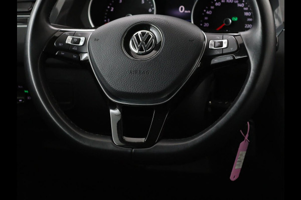Volkswagen Tiguan 1.4 TSI ACT Comfortline | Automaat | Navigatie | Adapt. Cruise | LMV | Grootlichtassistent | DAB |  Draadloze Telefoonlader