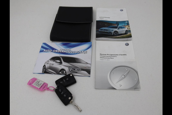 Volkswagen Tiguan 1.4 TSI ACT Comfortline | Automaat | Navigatie | Adapt. Cruise | LMV | Grootlichtassistent | DAB |  Draadloze Telefoonlader