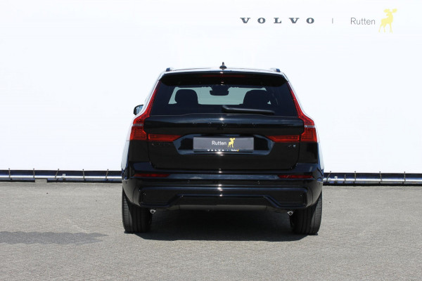Volvo XC60 T6 Plug-in hybrid AWD Plus Black Edition Long Range / Panoramisch schuif-kanteldak / Google infotainment / 21" lichtmetalen velgen / Stoel en stuurwielverwarming