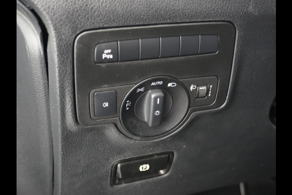 Mercedes-Benz Vito 114CDI 136PK Lang Navi Camera Trekhaak Cruise Control Pdc Regen/Lichtsensor Park-Assistent Led Bluetooth Betonplex Vloer Schuifdeur Wandbekleding EURO6