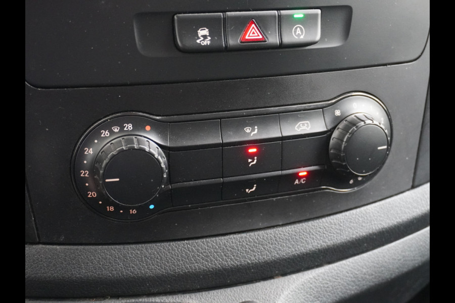 Mercedes-Benz Vito 114CDI 136PK Lang Navi Camera Trekhaak Cruise Control Pdc Regen/Lichtsensor Park-Assistent Led Bluetooth Betonplex Vloer Schuifdeur Wandbekleding EURO6