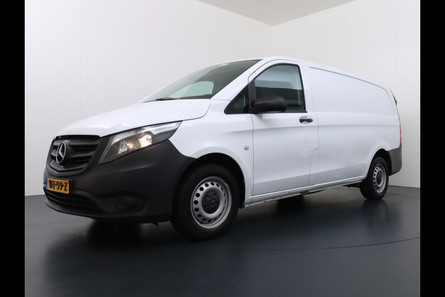 Mercedes-Benz Vito 114CDI 136PK Lang Navi Camera Trekhaak Cruise Control Pdc Regen/Lichtsensor Park-Assistent Led Bluetooth Betonplex Vloer Schuifdeur Wandbekleding EURO6