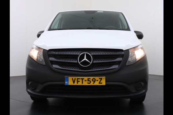 Mercedes-Benz Vito 114CDI 136PK Lang Navi Camera Trekhaak Cruise Control Pdc Regen/Lichtsensor Park-Assistent Led Bluetooth Betonplex Vloer Schuifdeur Wandbekleding EURO6