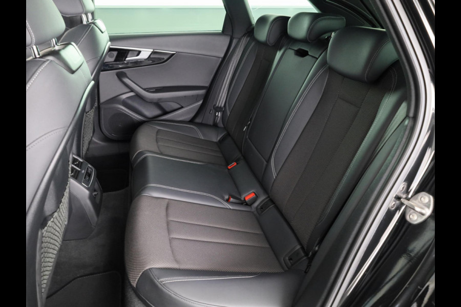 Audi A4 Avant 35 TFSI S edition 150pk S-tronic | Panoramadak | 18 inch Lichtmetalen velgen | Parkeersensoren voor en achter | Optiek paket zwart