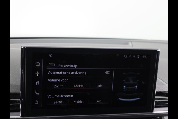 Audi A4 Avant 35 TFSI S edition 150pk S-tronic | Panoramadak | 18 inch Lichtmetalen velgen | Parkeersensoren voor en achter | Optiek paket zwart