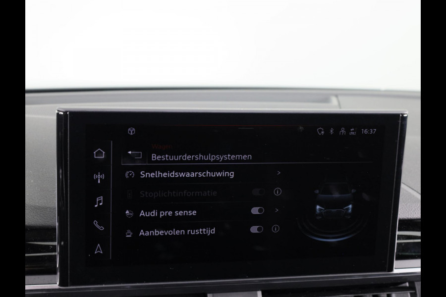 Audi A4 Avant 35 TFSI S edition 150pk S-tronic | Panoramadak | 18 inch Lichtmetalen velgen | Parkeersensoren voor en achter | Optiek paket zwart