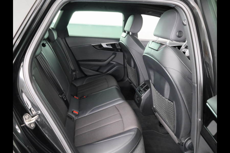 Audi A4 Avant 35 TFSI S edition 150pk S-tronic | Panoramadak | 18 inch Lichtmetalen velgen | Parkeersensoren voor en achter | Optiek paket zwart