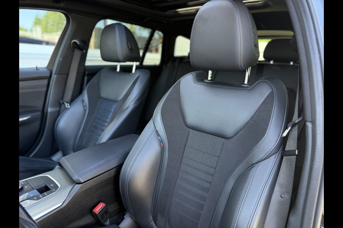 BMW 3 Serie Touring 330i High Executive | M-Sport | TREKHAAK | PANO | ACC | CAMERA BMW 3 Serie Touring 330i High Executive | M-Sport | TREKHAAK | PANO | ACC | CAMERA
