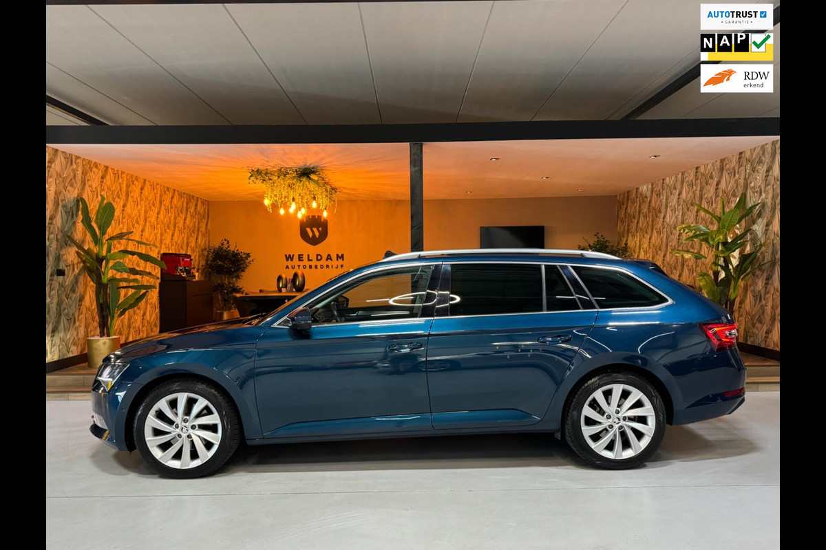 Škoda Superb Combi 1.5 TSI ACT Sportline Business Garantie Pano Camera Adoptieve Cruise Clima Navi StoelVW Blindspot Rijklaar Škoda Superb Combi 1.5 TSI ACT Sportline Business Garantie Pano Camera Adoptieve Cruise Clima Navi StoelVW Blindspot Rijklaar