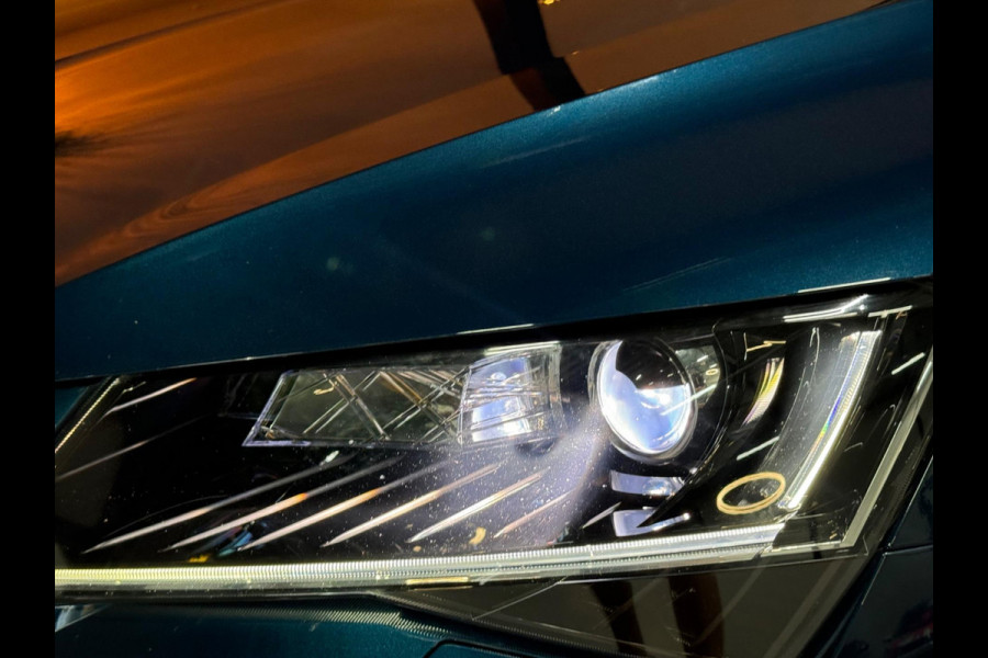 Škoda Superb Combi 1.5 TSI ACT Sportline Business Garantie Pano Camera Adoptieve Cruise Clima Navi StoelVW Blindspot Rijklaar