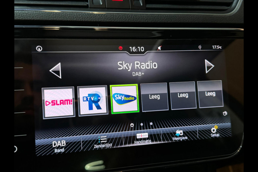 Škoda Superb Combi 1.5 TSI ACT Sportline Business Garantie Pano Camera Adoptieve Cruise Clima Navi StoelVW Blindspot Rijklaar