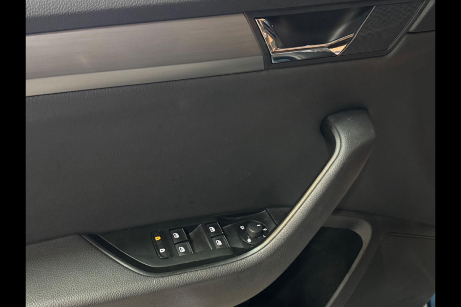 Škoda Superb Combi 1.5 TSI ACT Sportline Business Garantie Pano Camera Adoptieve Cruise Clima Navi StoelVW Blindspot Rijklaar