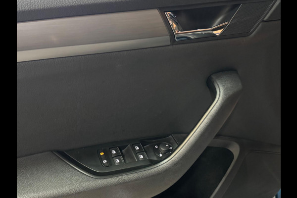 Škoda Superb Combi 1.5 TSI ACT Sportline Business Garantie Pano Camera Adoptieve Cruise Clima Navi StoelVW Blindspot Rijklaar