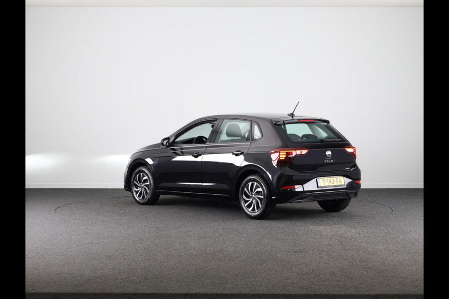 Volkswagen Polo 1.0 TSI Life Business | Navigatie | Parkeer sensoren | Climate Geregelde Airco |