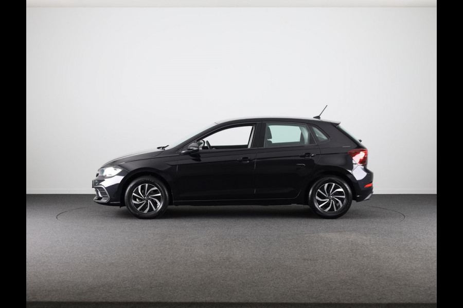 Volkswagen Polo 1.0 TSI Life Business | Navigatie | Parkeer sensoren | Climate Geregelde Airco |